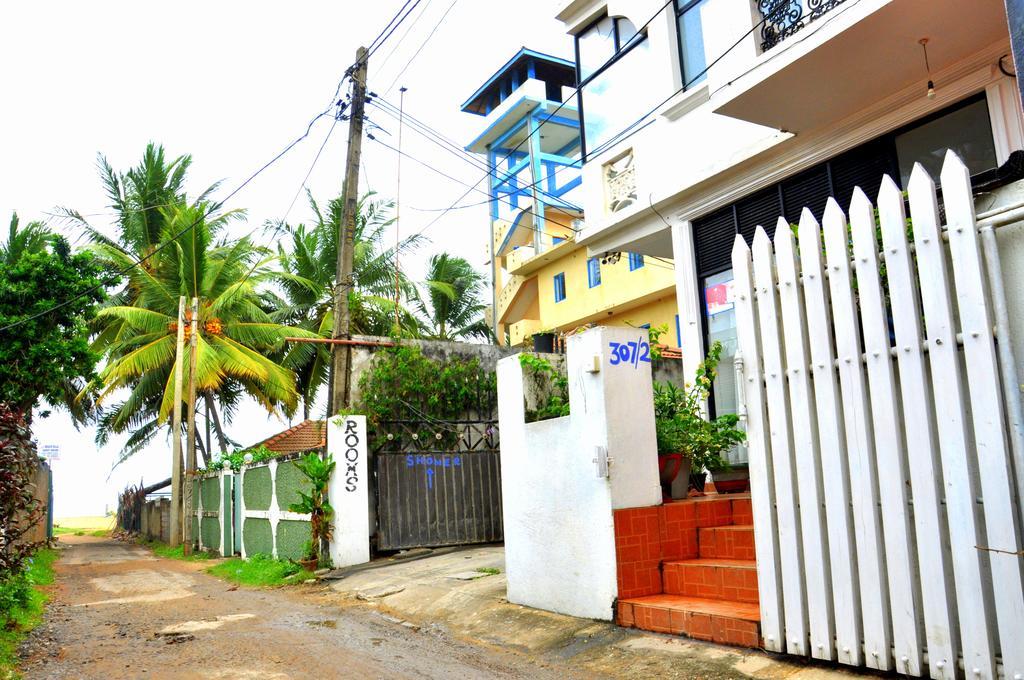 Blumarine Guest House Negombo Bagian luar foto
