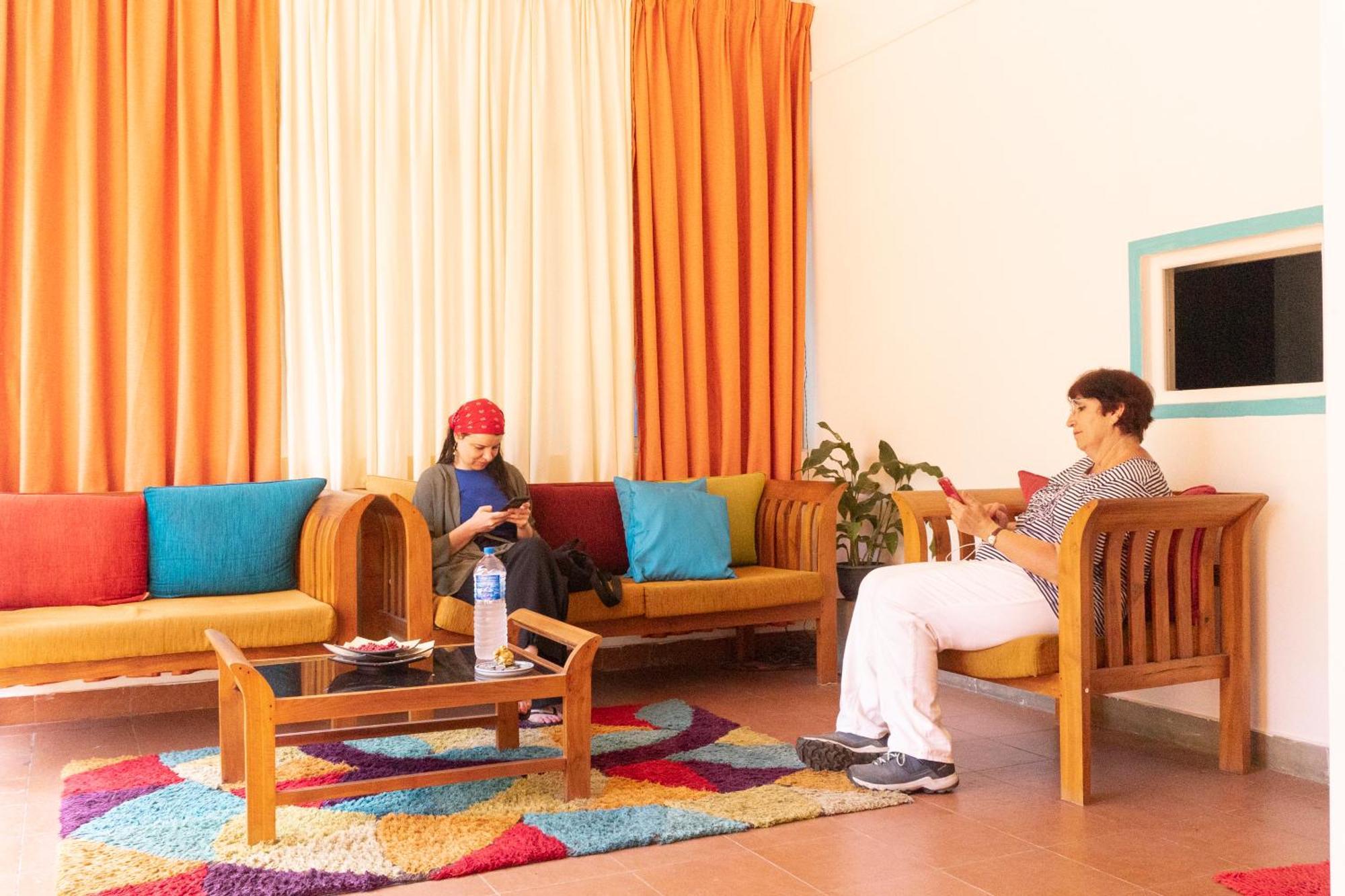 Blumarine Guest House Negombo Bagian luar foto